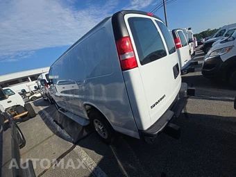 2025 GMC Savana 2500 Cargo Van 1WT 135.0" WB - miniatura 6