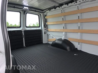 2025 GMC Savana 2500 Cargo Van 1WT 135.0" WB - miniatura 14