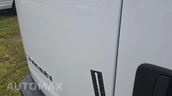 2025 GMC Savana 2500 Cargo Van 1WT 135.0" WB - miniatura 24