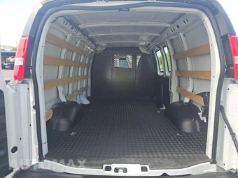 2025 GMC Savana 2500 Cargo Van 1WT 135.0" WB - miniatura 15