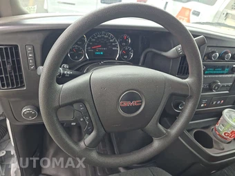 2025 GMC Savana 2500 Cargo Van 1WT 135.0" WB - miniatura 10