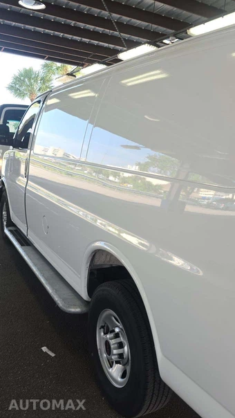 2025 GMC Savana 2500 Cargo Van 1WT 135.0" WB - miniatura 19