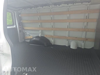 2025 GMC Savana 2500 Cargo Van 1WT 135.0" WB - miniatura 13