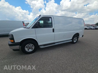 2025 GMC Savana 2500 Cargo Van 1WT 135.0" WB