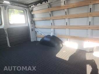 2025 GMC Savana 2500 Cargo Van 1WT 135.0" WB - miniatura 14