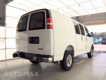 2025 GMC Savana 2500 Cargo Van 1WT 135.0" WB - miniatura 4