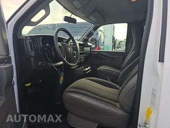 2025 GMC Savana 2500 Cargo Van 1WT 135.0" WB - miniatura 7