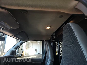 2025 GMC Savana 2500 Cargo Van 1WT 135.0" WB - miniatura 16
