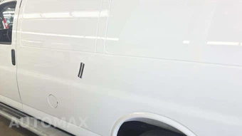2025 GMC Savana 2500 Cargo Van 1WT 135.0" WB - miniatura 22