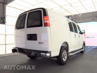 2025 GMC Savana 2500 Cargo Van 1WT 135.0" WB - miniatura 4