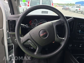 2025 GMC Savana 2500 Cargo Van 1WT 135.0" WB - miniatura 10