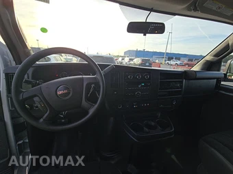 2025 GMC Savana 2500 Cargo Van 1WT 135.0" WB - miniatura 11