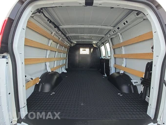 2025 GMC Savana 2500 Cargo Van 1WT 135.0" WB - miniatura 16