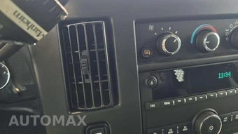 2025 GMC Savana 2500 Cargo Van 1WT 135.0" WB - miniatura 31