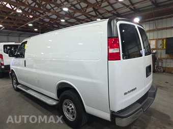 2025 GMC Savana 2500 Cargo Van 1WT 135.0" WB - miniatura 6