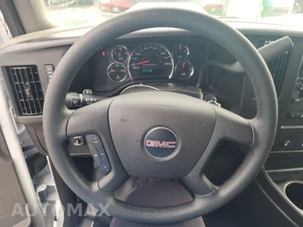 2025 GMC Savana 2500 Cargo Van 1WT 135.0" WB - miniatura 10