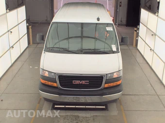 2025 GMC Savana 2500 Cargo Van 1WT 135.0" WB - miniatura 2
