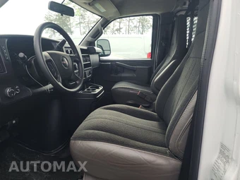 2025 GMC Savana 2500 Cargo Van 1WT 135.0" WB - miniatura 7
