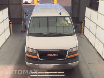 2025 GMC Savana 2500 Cargo Van 1WT 135.0" WB - miniatura 2