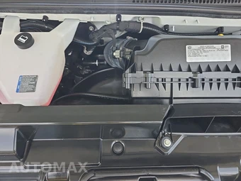 2025 GMC Savana 2500 Cargo Van 1WT 135.0" WB - miniatura 14