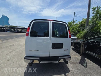 2025 GMC Savana 2500 Cargo Van 1WT 135.0" WB - miniatura 5