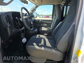 2025 GMC Savana 2500 Cargo Van 1WT 135.0" WB - miniatura 7