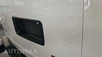 2025 GMC Savana 2500 Cargo Van 1WT 135.0" WB - miniatura 19