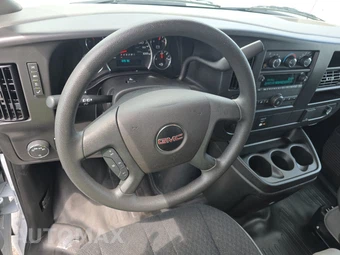 2025 GMC Savana 2500 Cargo Van 1WT 135.0" WB - miniatura 10