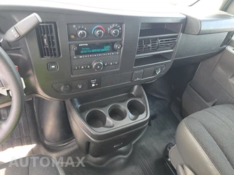 2025 GMC Savana 2500 Cargo Van 1WT 135.0" WB - miniatura 11