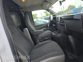 2025 GMC Savana 2500 Cargo Van 1WT 135.0" WB - miniatura 8