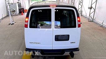 2025 GMC Savana 2500 Cargo Van 1WT 135.0" WB - miniatura 5