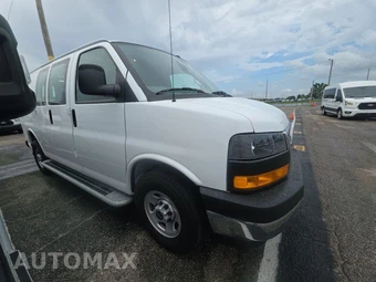 2025 GMC Savana 2500 Cargo Van 1WT 135.0" WB - miniatura 3