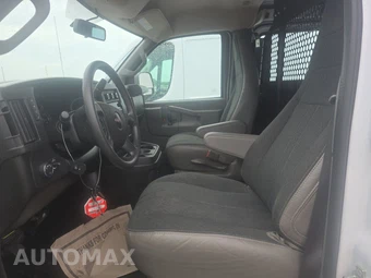 2025 GMC Savana 2500 Cargo Van 1WT 135.0" WB - miniatura 7