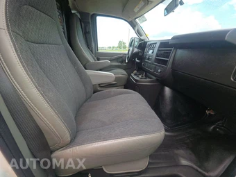 2025 GMC Savana 2500 Cargo Van 1WT 135.0" WB - miniatura 8