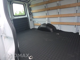 2025 GMC Savana 2500 Cargo Van 1WT 135.0" WB - miniatura 14