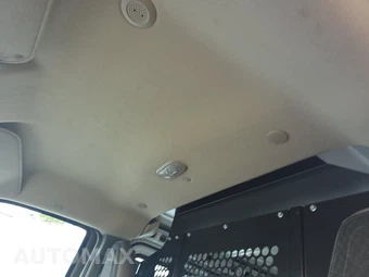 2025 GMC Savana 2500 Cargo Van 1WT 135.0" WB - miniatura 18