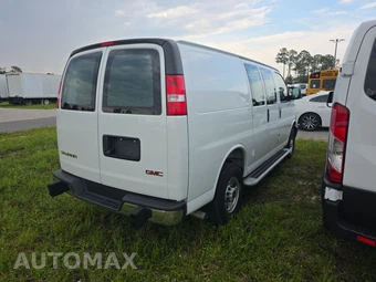2025 GMC Savana 2500 Cargo Van 1WT 135.0" WB - miniatura 4