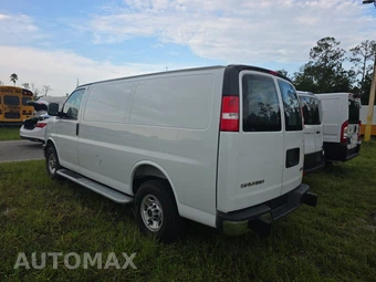 2025 GMC Savana 2500 Cargo Van 1WT 135.0" WB - miniatura 6