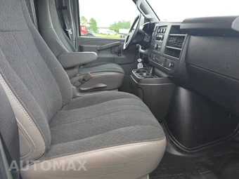 2025 GMC Savana 2500 Cargo Van 1WT 135.0" WB - miniatura 8