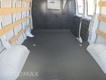 2025 GMC Savana 2500 Cargo Van 1WT 135.0" WB - miniatura 16