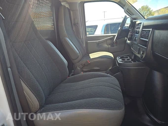 2025 GMC Savana 2500 Cargo Van 1WT 135.0" WB - miniatura 8