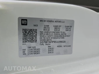 2025 GMC Savana 2500 Cargo Van 1WT 135.0" WB - miniatura 13