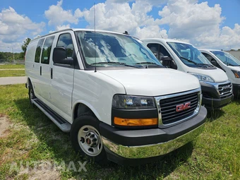 2025 GMC Savana 2500 Cargo Van 1WT 135.0" WB - miniatura 3