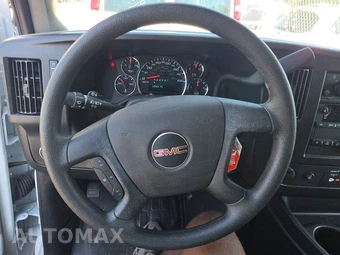 2025 GMC Savana 2500 Cargo Van 1WT 135.0" WB - miniatura 10