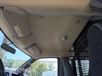 2025 GMC Savana 2500 Cargo Van 1WT 135.0" WB - miniatura 22