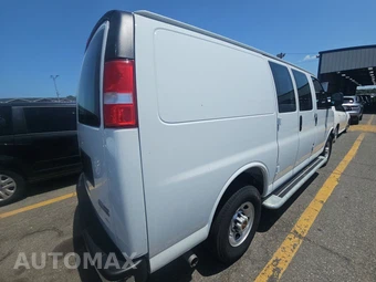 2025 GMC Savana 2500 Cargo Van 1WT 135.0" WB - miniatura 4