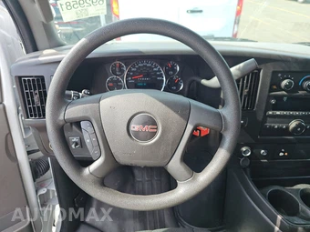 2025 GMC Savana 2500 Cargo Van 1WT 135.0" WB - miniatura 10
