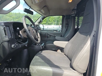 2025 GMC Savana 2500 Cargo Van 1WT 135.0" WB - miniatura 7