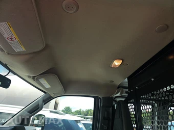 2025 GMC Savana 2500 Cargo Van 1WT 135.0" WB - miniatura 17