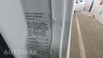 2025 GMC Savana 2500 Cargo Van 1WT 135.0" WB - miniatura 20